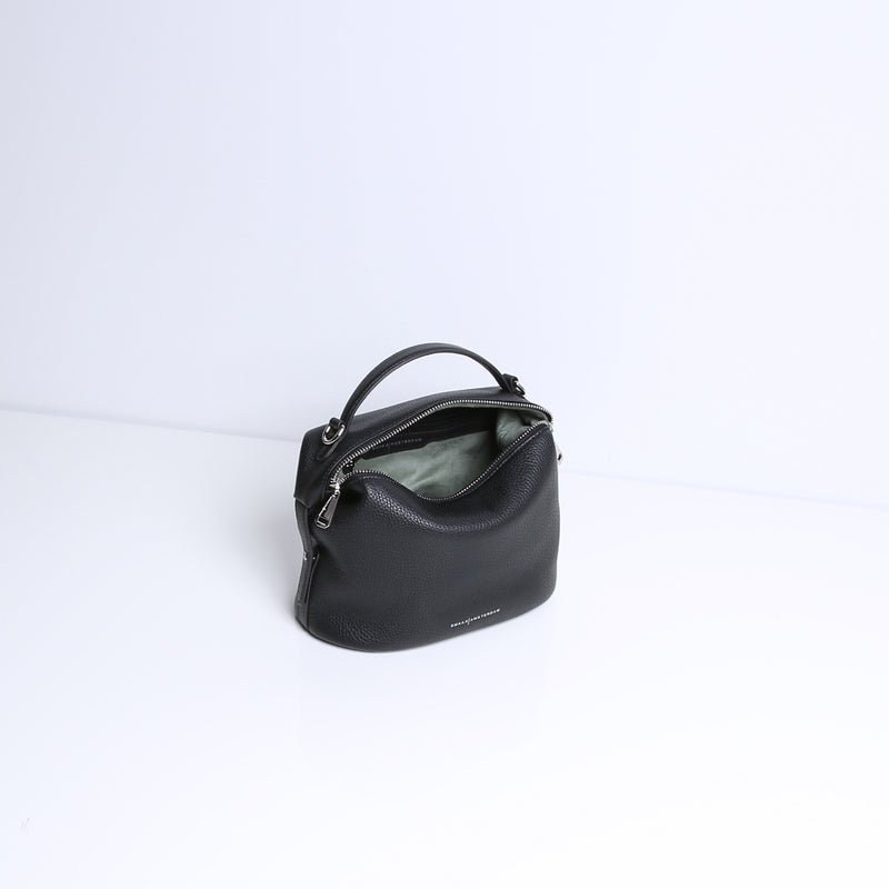 ABBY | BLACK