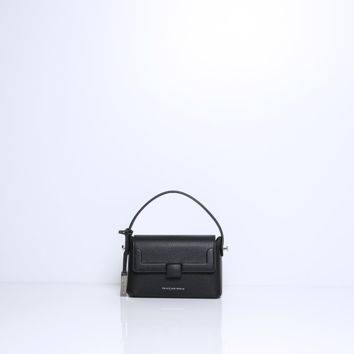 ALAN | BLACK