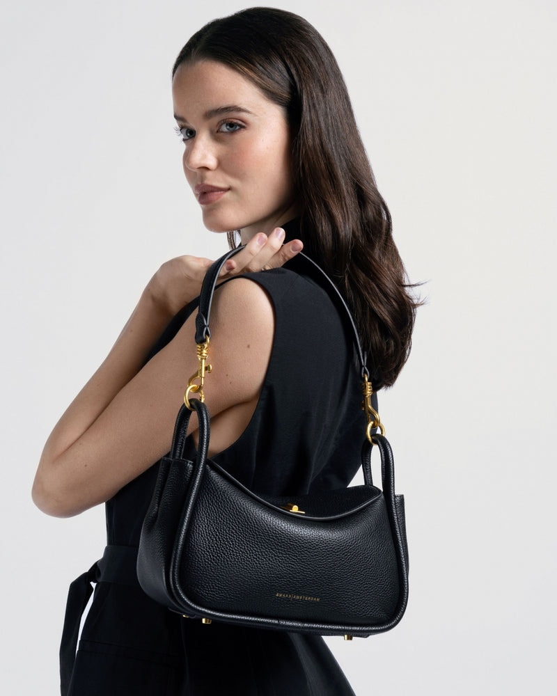 CLIFF | BLACK