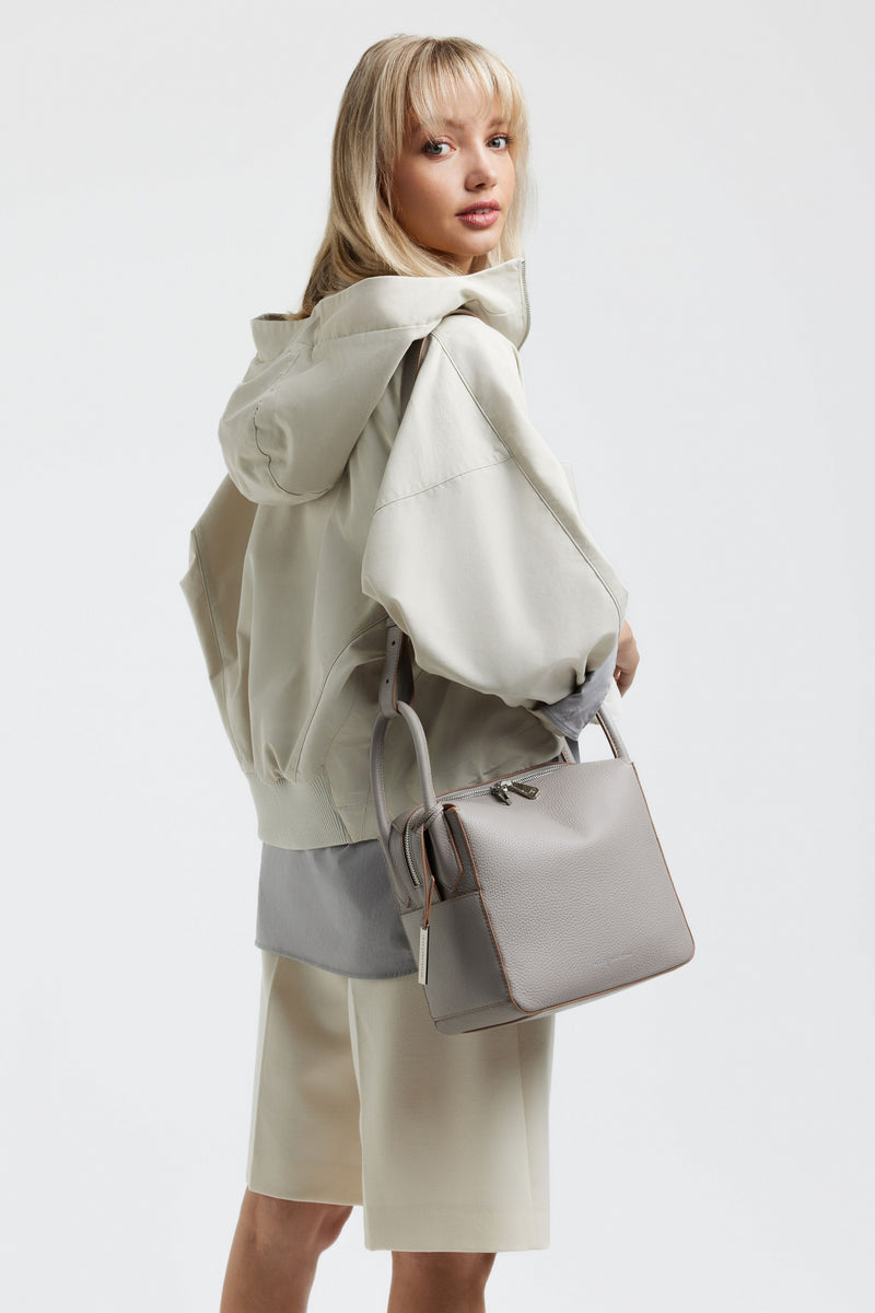 LARS (online exclusive) | TAUPE