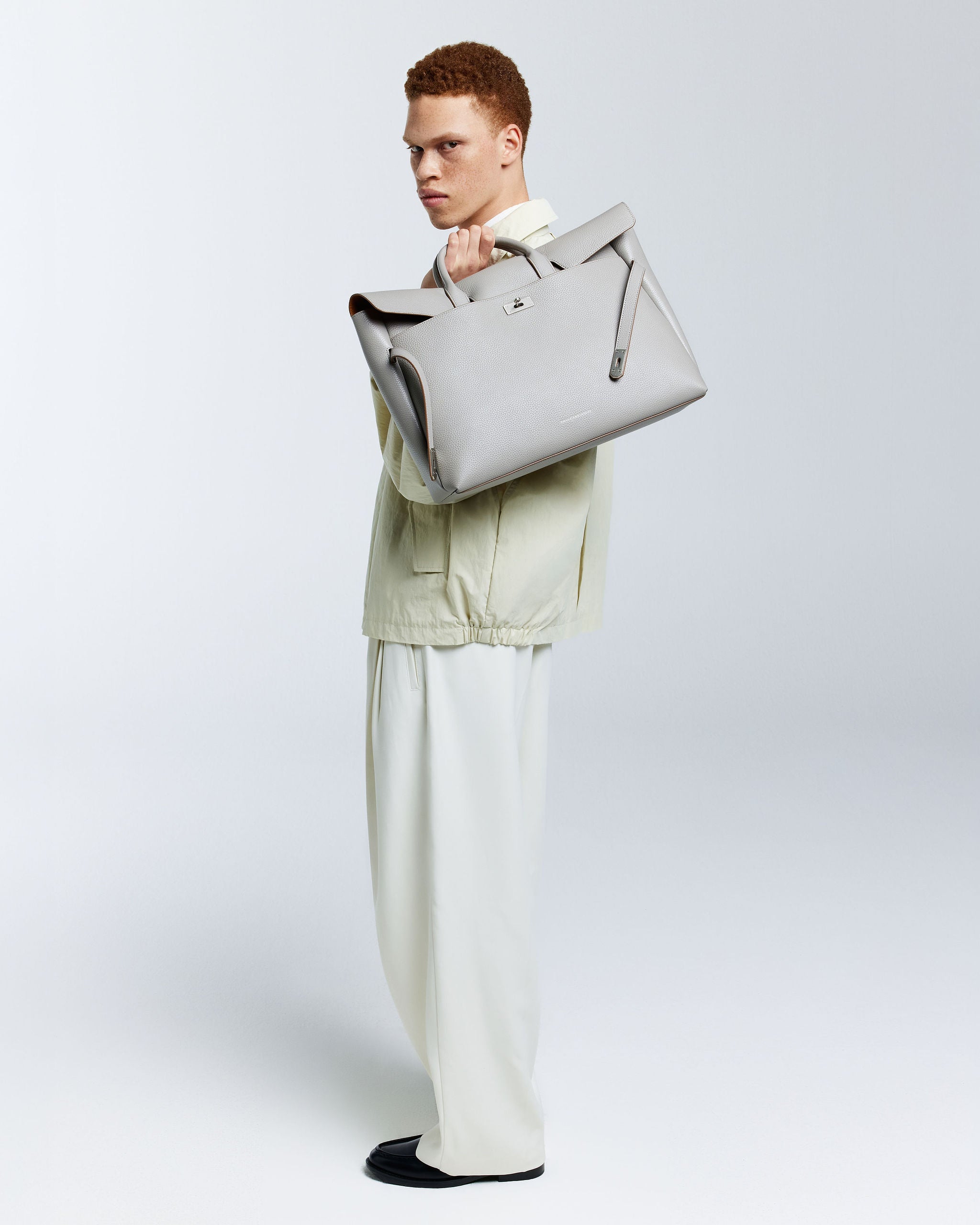 LEON | TAUPE