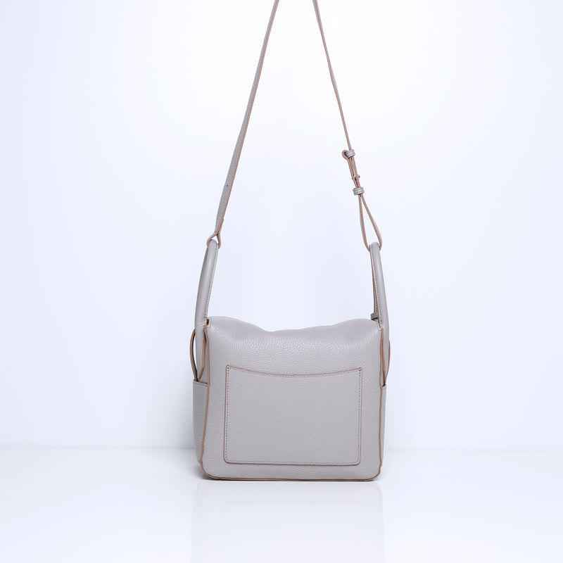 LARS (online exclusive) | TAUPE