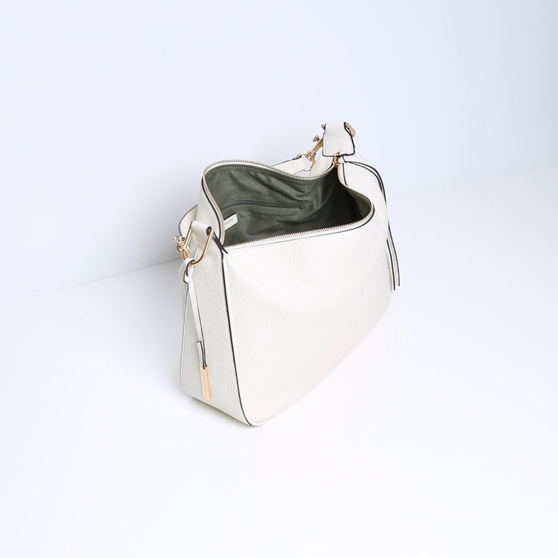 CHESTER | EGG SHELL