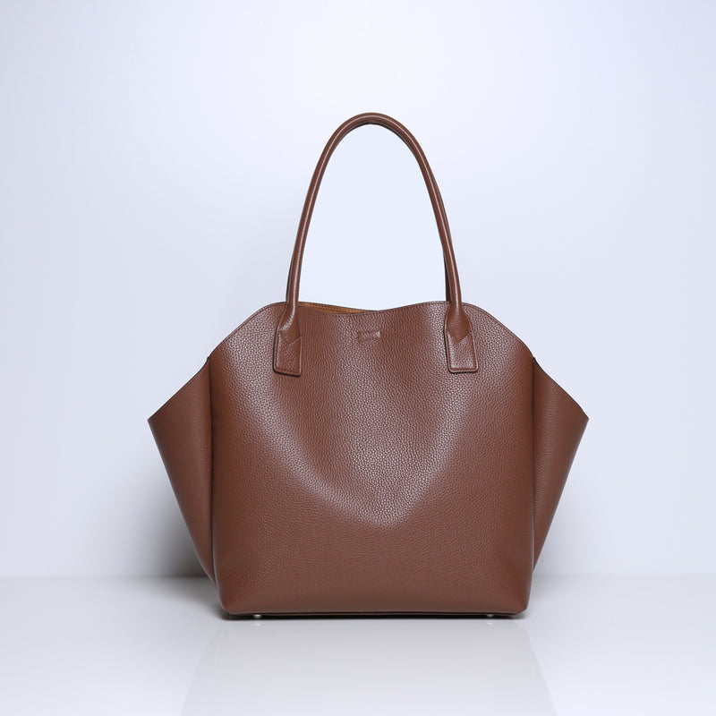 LOLA | CAMEL