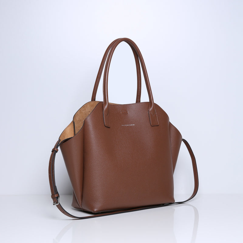 LOLA | CAMEL