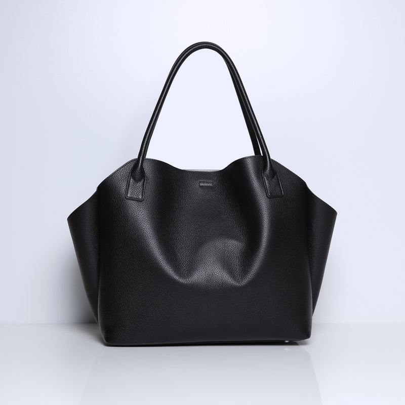 MIKA | BLACK