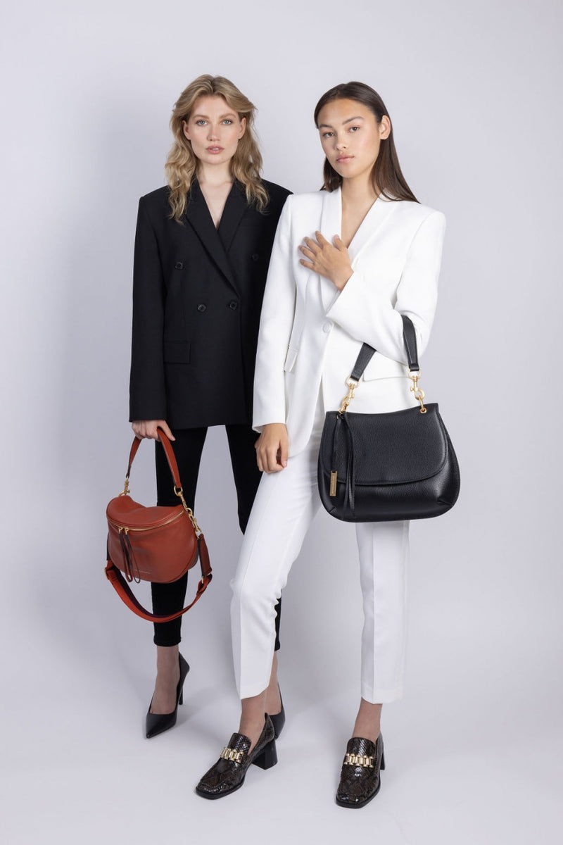 KAY | BLACK