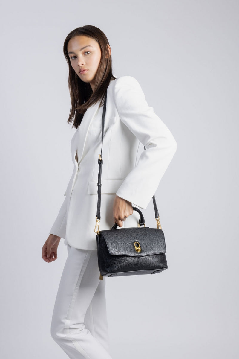 CLIVE | BLACK